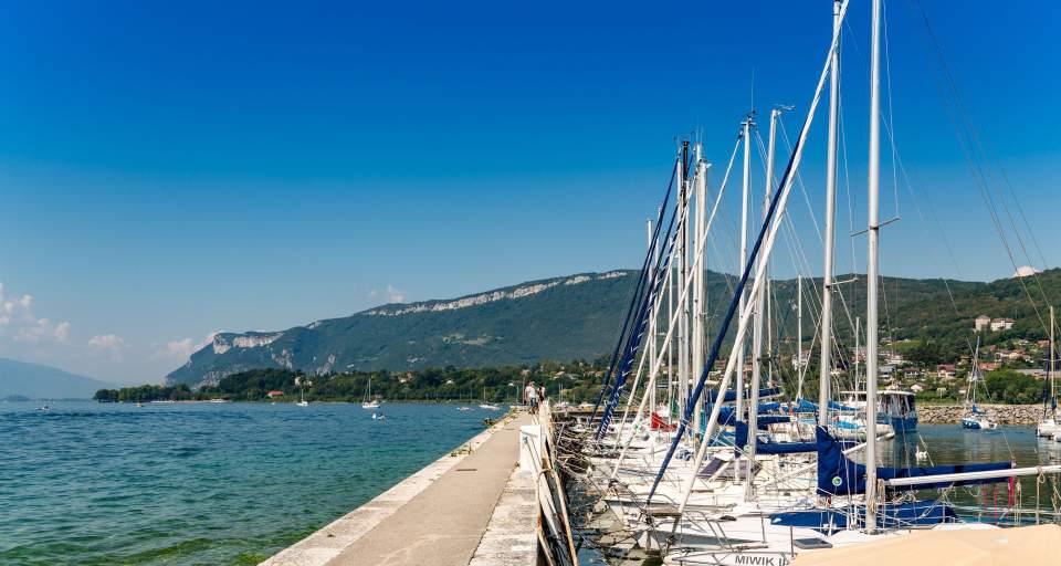 Lac du Bourget à aix les bains en savoie